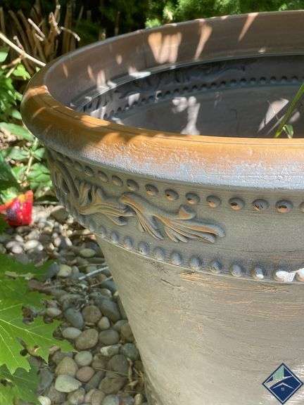 20” Flower Pot