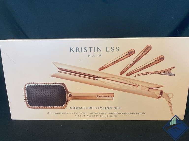 Kristin Ess Hair Signature Styling Set - Retail: $ 89.99   - Like New