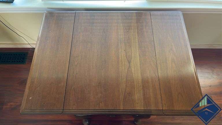 Ethan Allen Drop Leaf Side Table