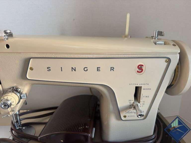 Vintage Singer Sewing Machine