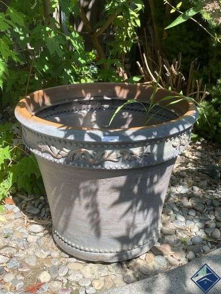 20” Flower Pot