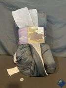 Weatherproof Vintage Summit Hooded Blanket ( 54” x 72”   - Like New Weatherproof Vintage Summit Hood