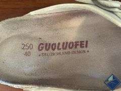 Papillo Size 40 & Guoluofel Size 40 Slides