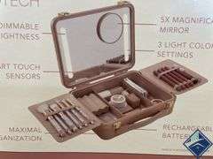 Glo Tech Beauty Case w/ LED Mirror - Like New - Like New
