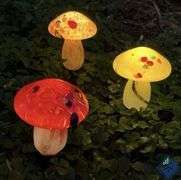 Infinity X1 Solar  Glass Mushroom Landscape Accent Light, Set of 3 Pack - Used