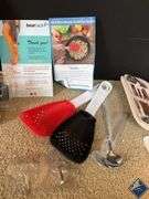 Bearback Lotion Applicator, Manicure & Pedicure Set, etc.