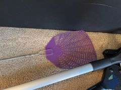Gisung Claw Grabbers & Fly Swatter