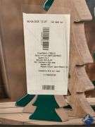CWC Decorative Nesting Wooden Holiday Trees 3-Pack Green 17.8", 13.4", 8.6" - Like New