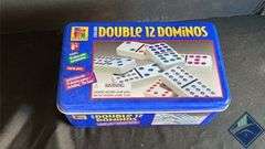 Poker Chips, Dominoes & Jane Wooster Scott Puzzle