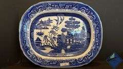 Blue Willow Royal Venton Ware Set