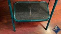 2-Step Folding Step Ladder