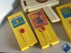 Fisher Price Movie Viewer & Cartridges