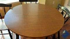 Round Dining Table with 4 Chairs