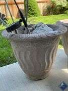 Pots & Decor