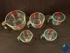 Pyrex Glass Measuring Bowls