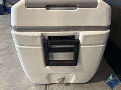 Igloo Max Cold 165 Cooler - Retail: $ 99.99