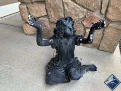 Sitting Lady Statue