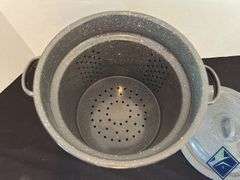 Enamel Pot & Strainer