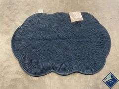 Blue Cotton Scallop Bathmat - Used