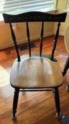 Round Dining Table with 4 Chairs