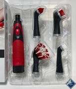 Rubbermaid Power Scrubber w/ 4 Osscilation Heads - Battery Powered - 5 Piece Kit - Like New - Like N