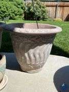 Pots & Decor