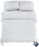 Jennifer Adams 3-Piece Stonewashed King Quilt Set White - Retail: $ 89.99  - Used