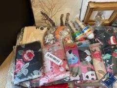 Patterned Tote Bags, Ball String Cup Toys, Reusable Bags, etc.