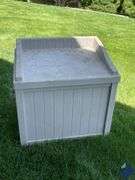 Suncast Single Bench with Contents