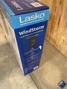 Lasko WindStorm 18" Adjustable Pedestal Fan *NO REMOTE CONTROL, NOISY*