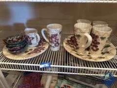 Oneida Grapevine Mugs, Plates & Bowls