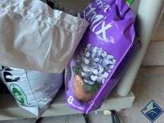 Bird Seed & Potting Mix