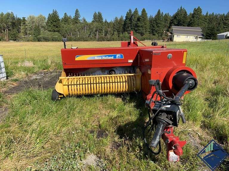 2012 New Holland BC5080 Small Square Baler