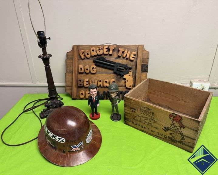 Assortment of Vintage Type Items (John Wayne and Ronald Reagan Bobbleheads)