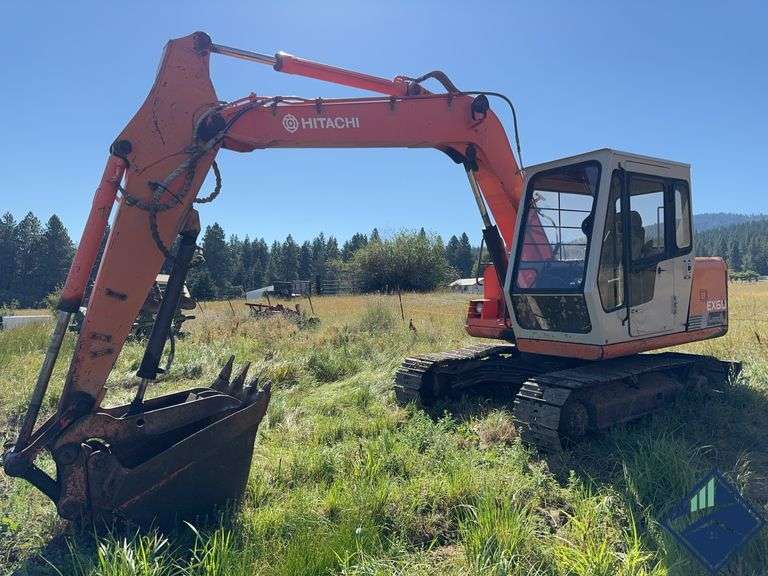 Hitachi EX60 Hydraulic Excavator *trick to start*