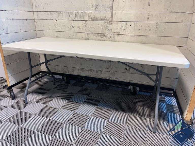 6’ Folding Table