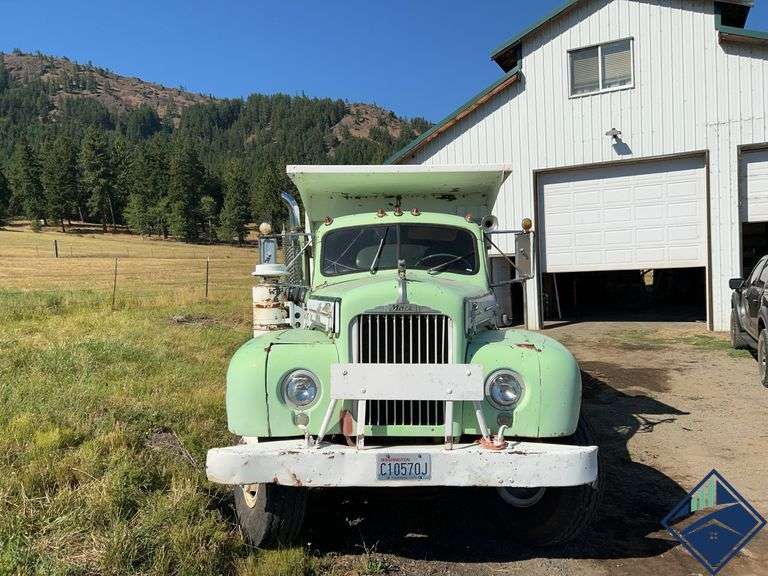 1964 Mack B-61 Dump Truck