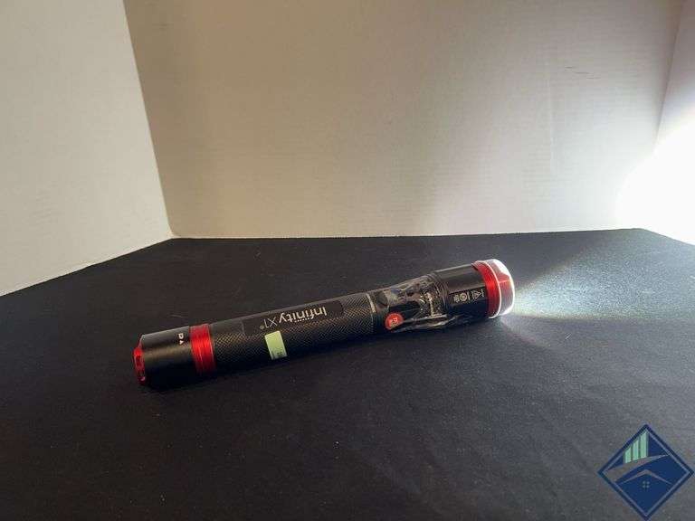 Infinity X7 Flashlight