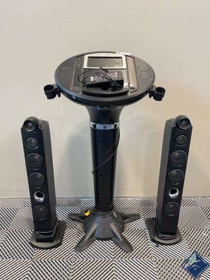Singing Machine Karaoke Machine with Speakers *missing mic*