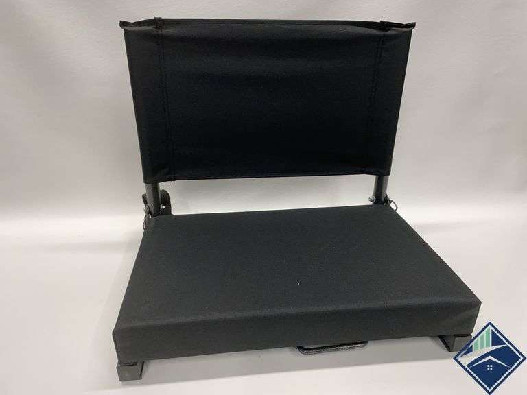 Cascade Mountain Tech Stadium Seat - Retail: $ 29.99   - *NEW*