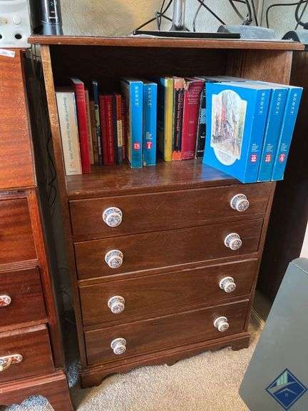 Wood Chest of Drawers