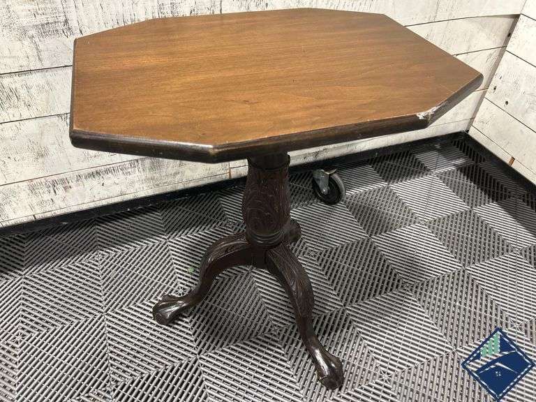 Wooden Pedestal Base Side Table with Octagonal Top