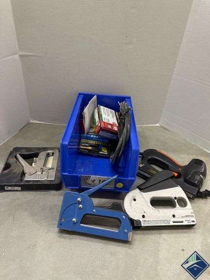 Staple Guns and Accessories