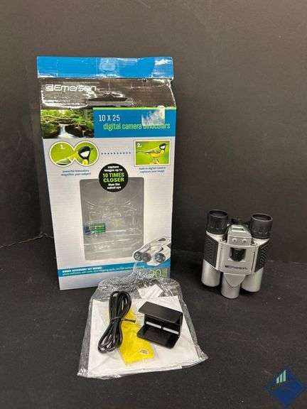 Emerson 10 x 25 Digital Camera Binoculars with Accessories