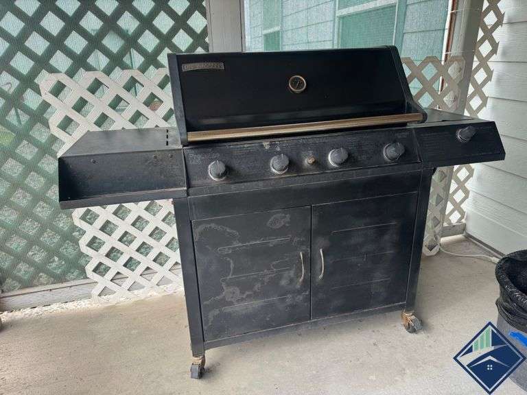 Brinkmann Black Gas Grill with Side Burner