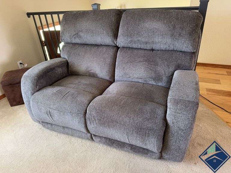 Gray Power Reclining Loveseat *upstairs*