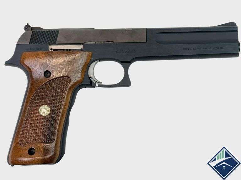 Smith & Wesson  Model 422  .22LR