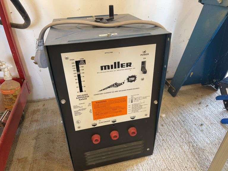 Miller Thunderbolt 225V Arc Welder