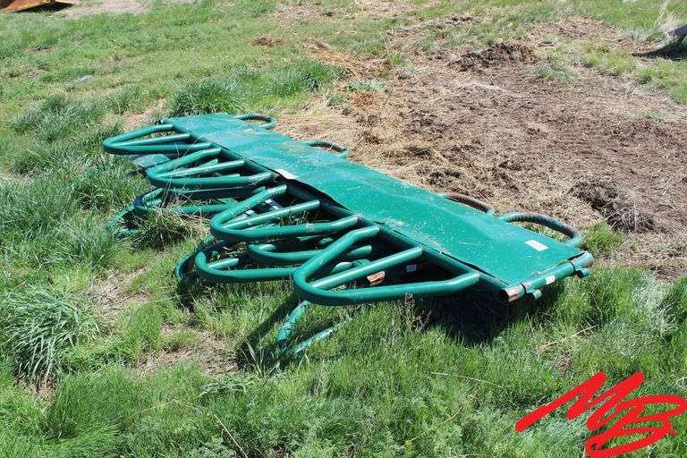 Tarter Livestock Bale Feeder 10'x6' Musser Bros Inc