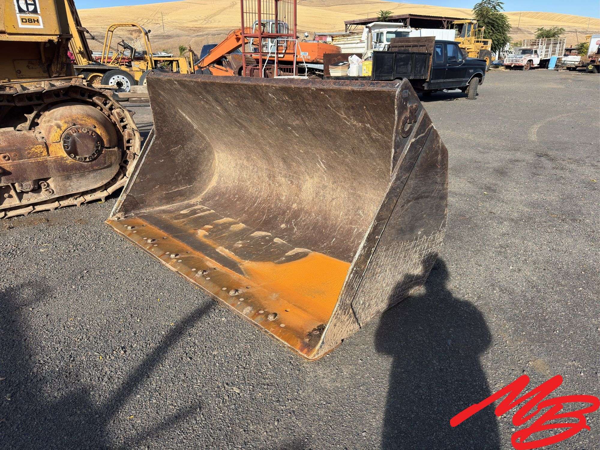 C Klein 28 Loader Bucket